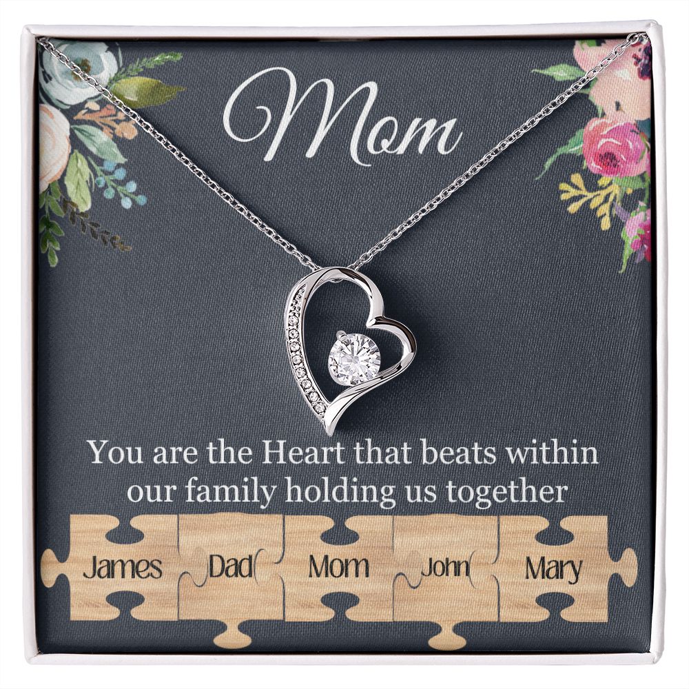 Personalized Mom Necklace - Puzzle pieces